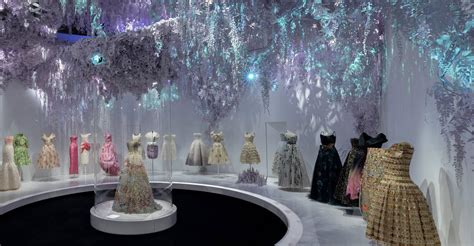 christian dior v&a|v&a Dior exhibition 2023.